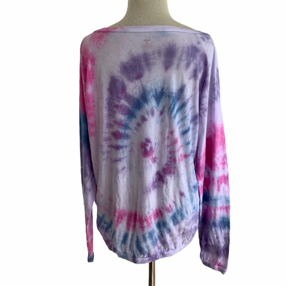 Custom Spiral Tie Dye Tee - Picture 6 of 7